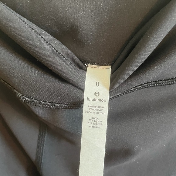 Lululemon In Movement Leggings 28’’ size 8 - Picture 7 of 9